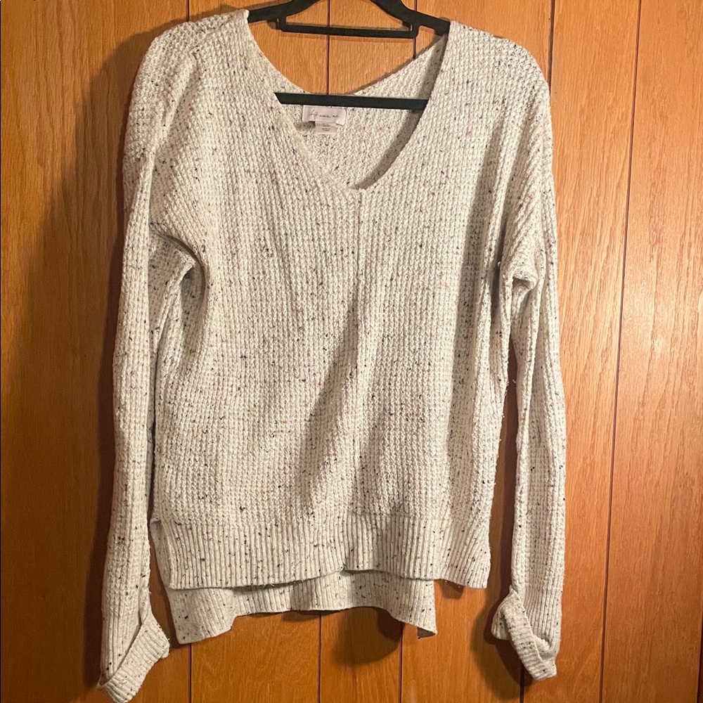 Lightweight sweater